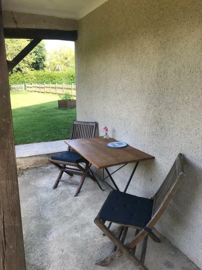 Hostal Le Poule House Guérard Exterior foto